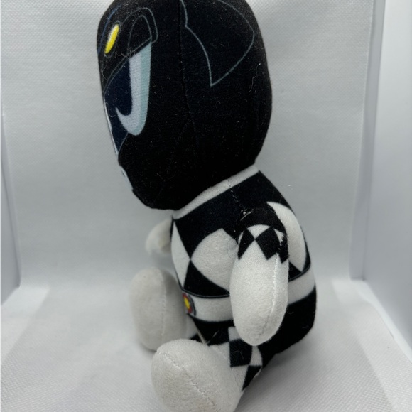 Mighty Morphin Power Rangers Plush Black/White Saban’s Hasbro 8” Tall - Picture 4 of 8